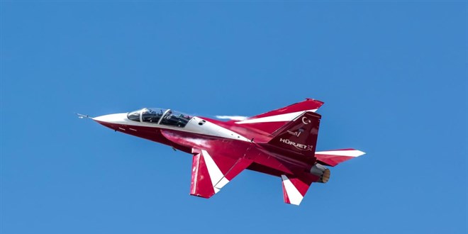Ulusal jet eğitim uçağı HÜRJET’in İspanya’ya ihracatı için imzalar atıldı