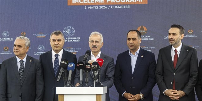Bakan Uraloğlu: Çeşmeli Kızkalesi Otoyolu bu yıl bitecek