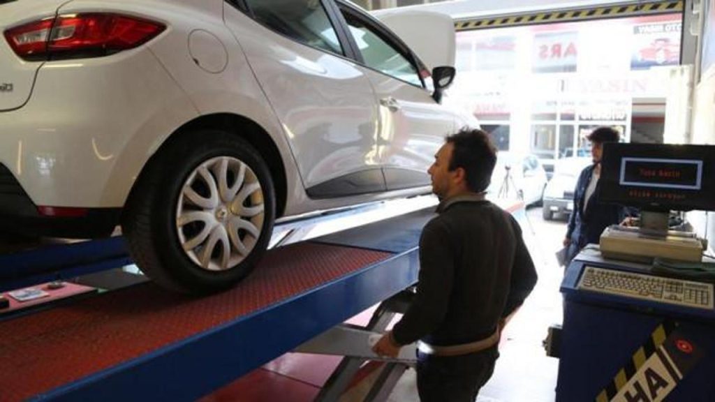 Ekspertizde yeni periyot başlıyor! Bakanlık harekete geçti: Araç alıp satacaklar dikkat!