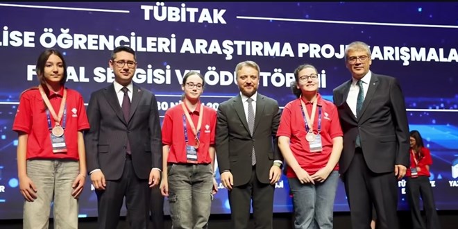 Etimesgut BİLSEM’den TÜBİTAK müsabakasında ikili Türkiye derecesi