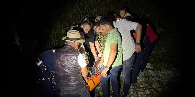Fındık bahçesinde çalışırken uçuruma yuvarlanan kişi öldü