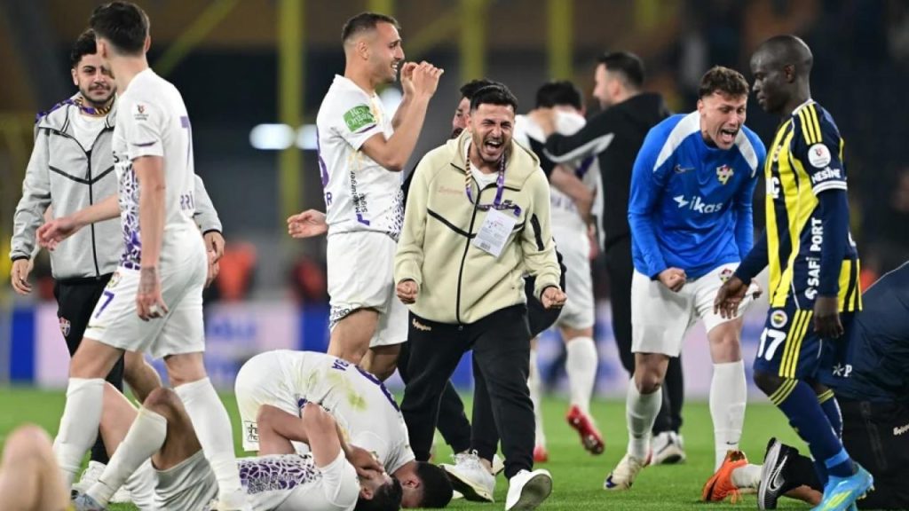 Gol sevinci gündem olmuştu! Eyüpspor’un oyuncusu özür diledi