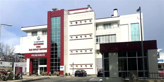 Kestiği ağacın altında kalan emekçi hayatını kaybetti