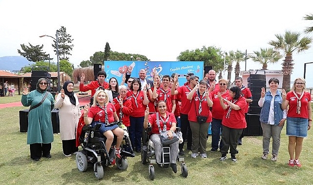 Menderes’in Manisiz Festival’inde Birinci Gün Coşkusu