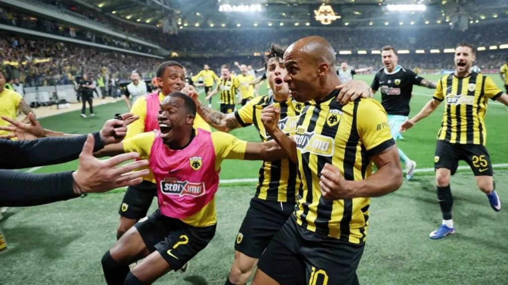 Süper Lig devinin kiralık gönderdiği oyuncu 90+3’te attığı golle ekibini şampiyon yaptı!