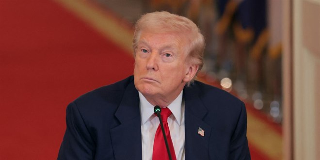 Trump’tan AB menşeli araba ve ağır vasıtalara yüzde 25 gümrük vergisi